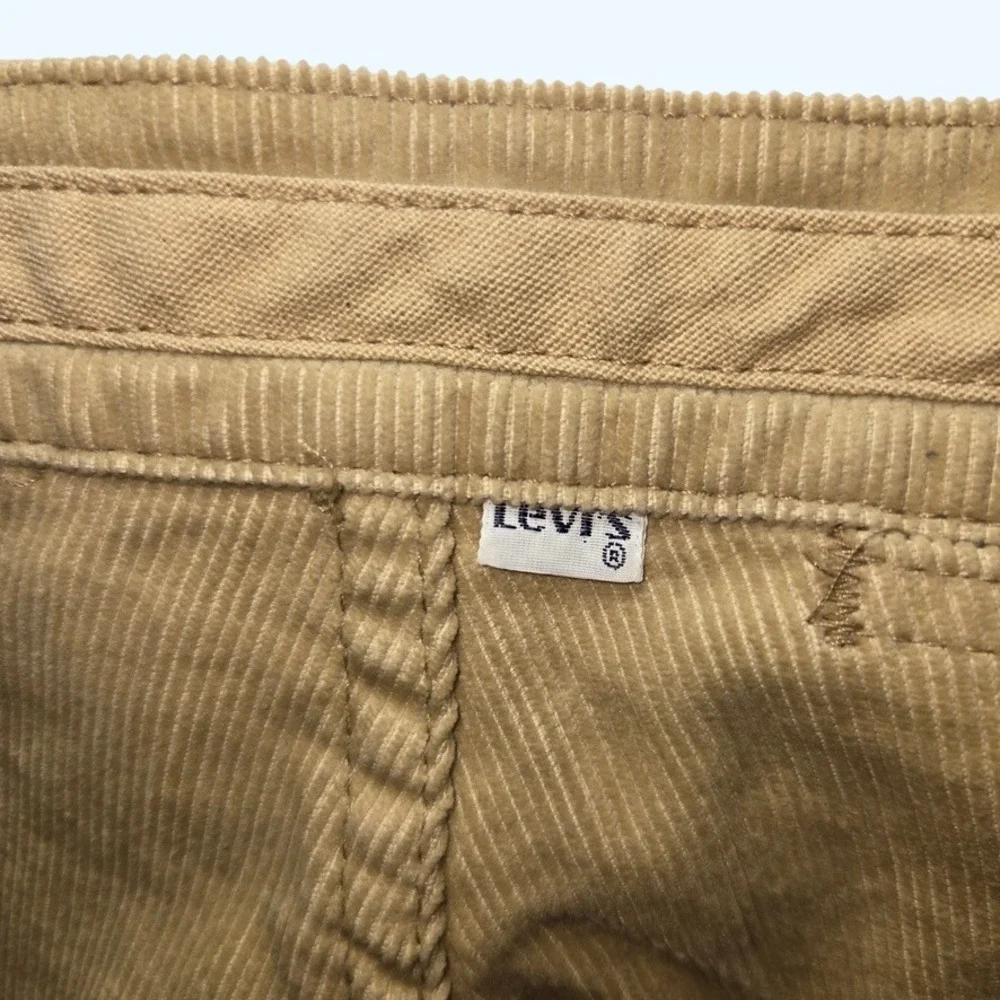 Vintage Levis 625 Tan Corduroy Bell Bottom Flare Pants White Tab 625-1521 30x31